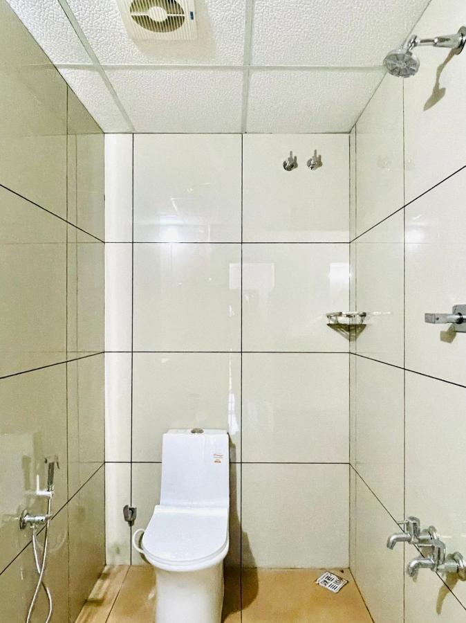 Zam Zam Residency Hotel Cheruppulasseri Exterior photo